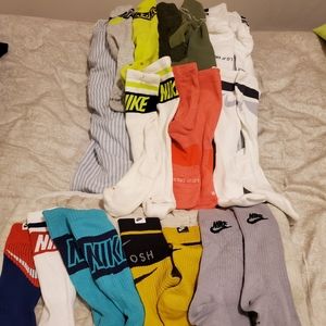 Nike dead stock graphic socks